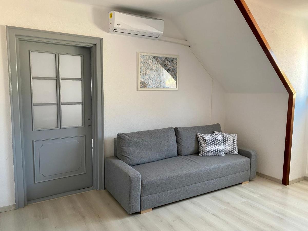 Pacsirta Apartman Grand Eger Bagian luar foto