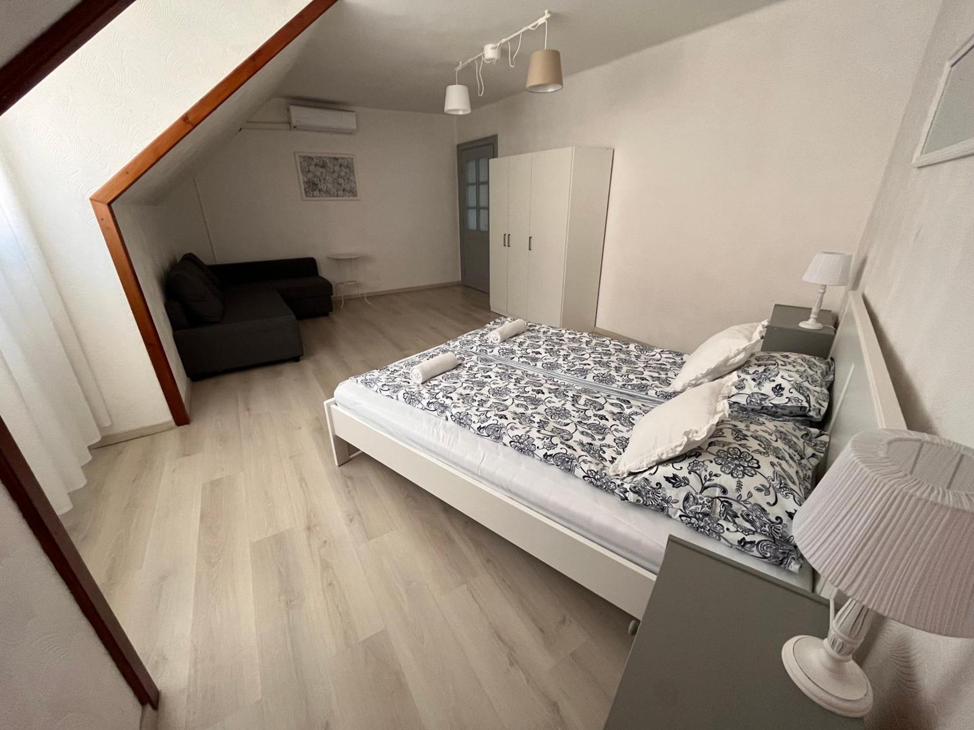 Pacsirta Apartman Grand Hotel Eger Bagian luar foto